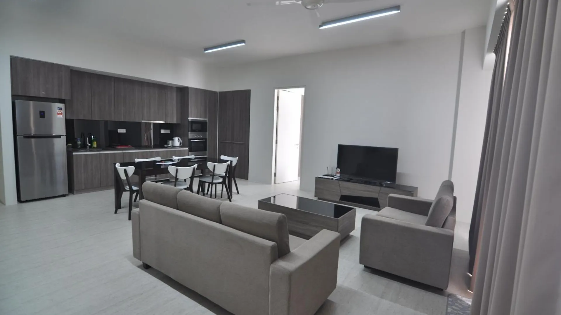 Appartement By The Sea With Side Seaview N Sunset View #3A2 à Batu Ferringhi
